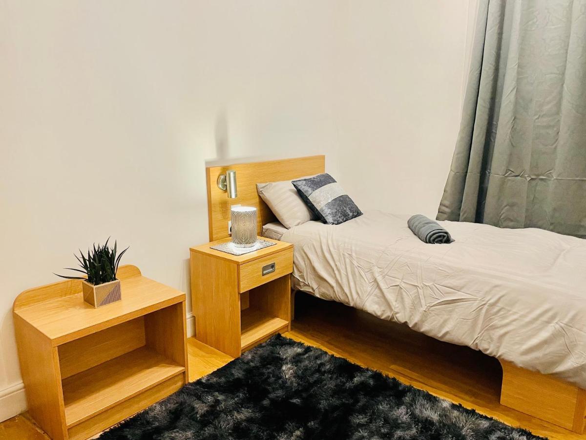 Mandarin Apartment London Bagian luar foto